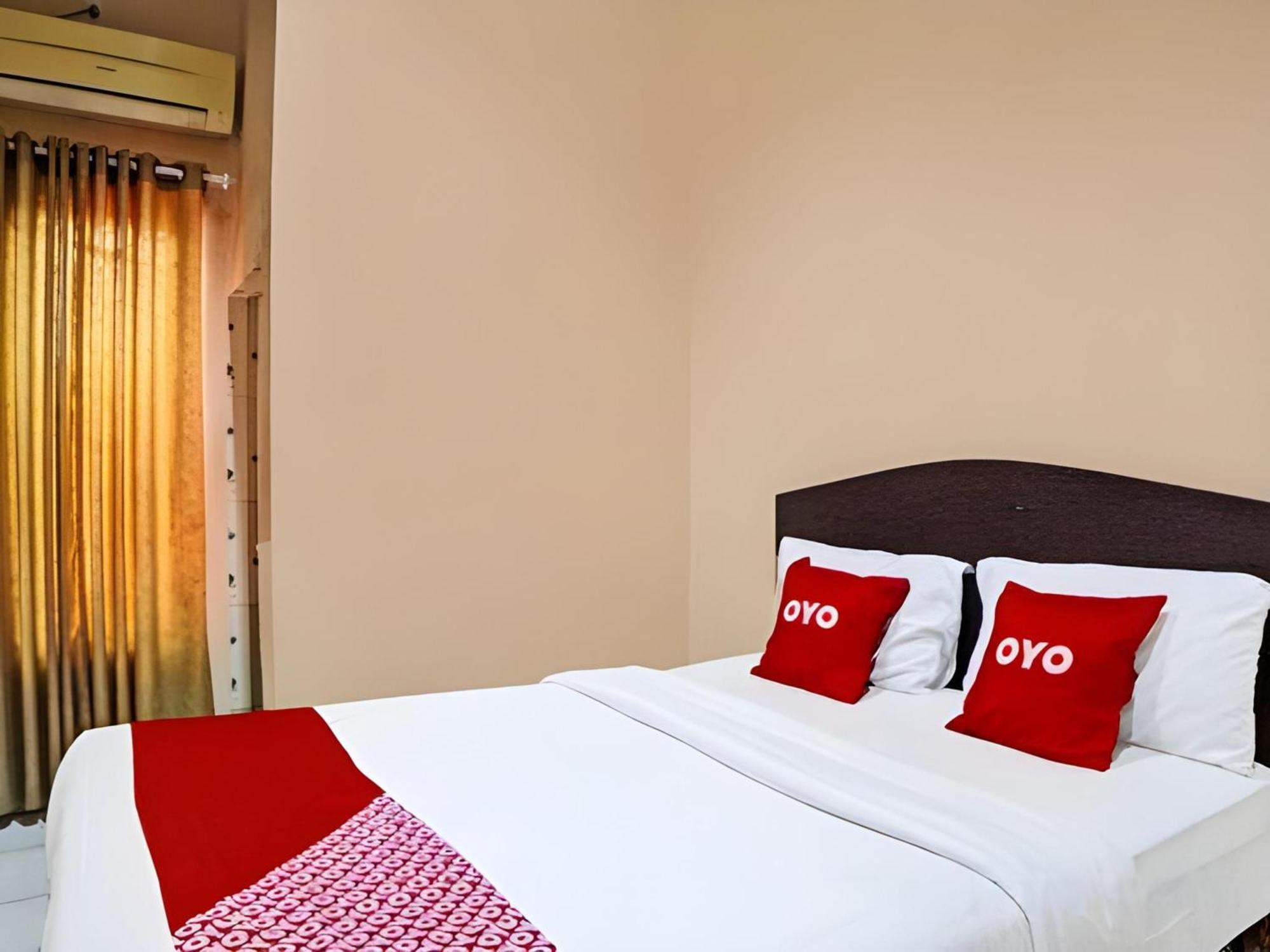 Hotel O Medan City Near Lapangan Benteng Formerly Ralica Residence Buitenkant foto