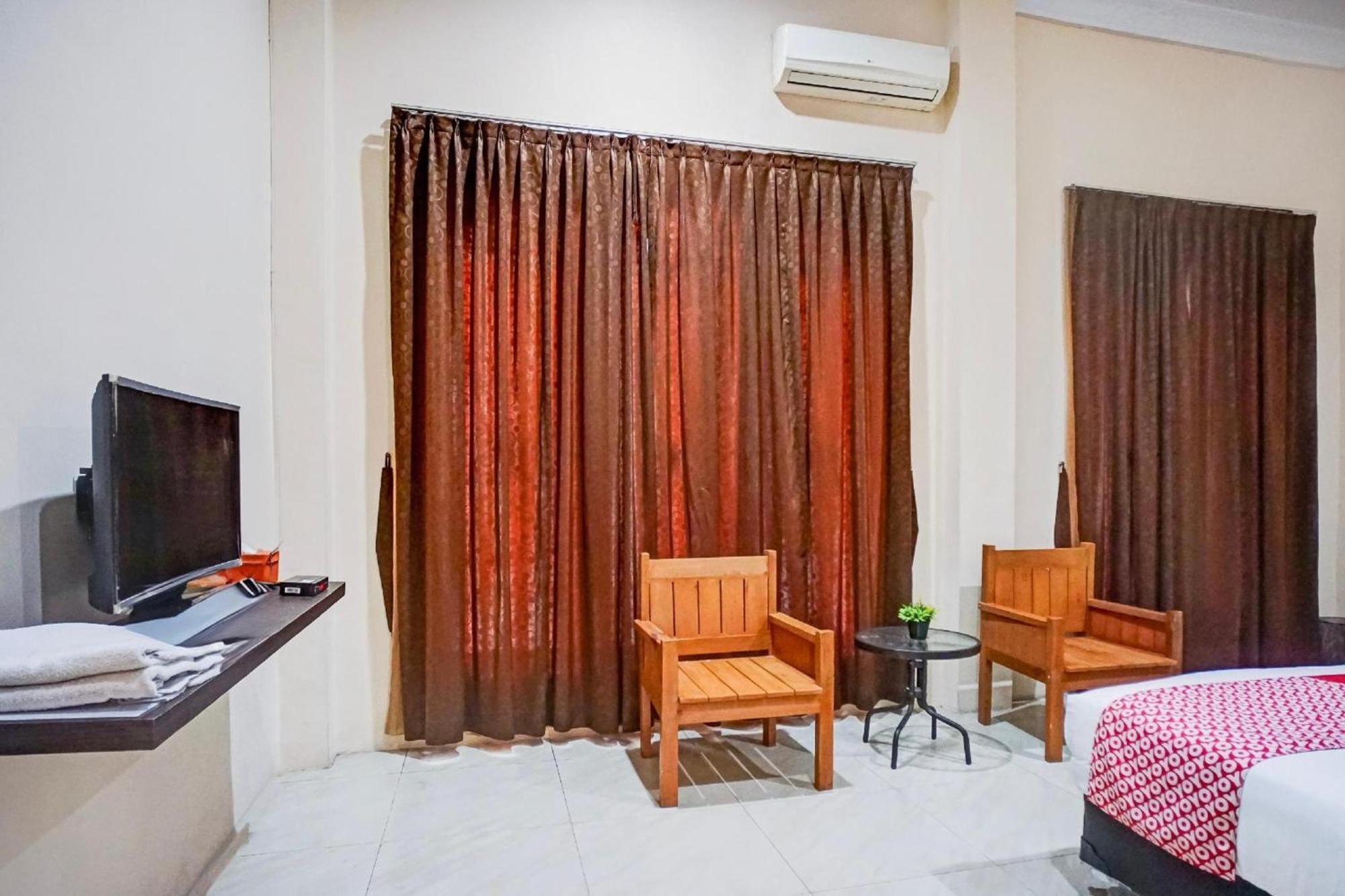 Hotel O Medan City Near Lapangan Benteng Formerly Ralica Residence Buitenkant foto