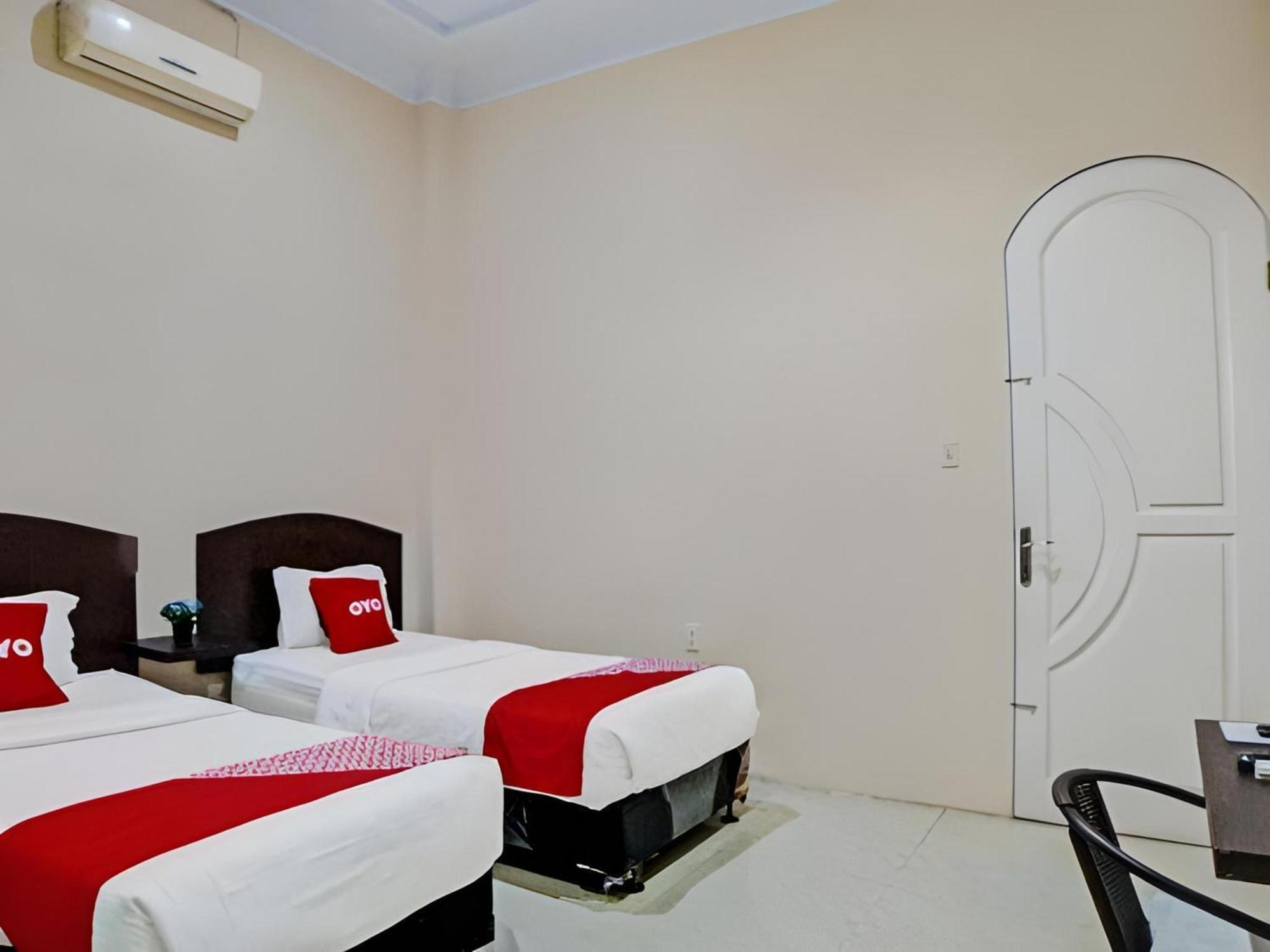 Hotel O Medan City Near Lapangan Benteng Formerly Ralica Residence Buitenkant foto