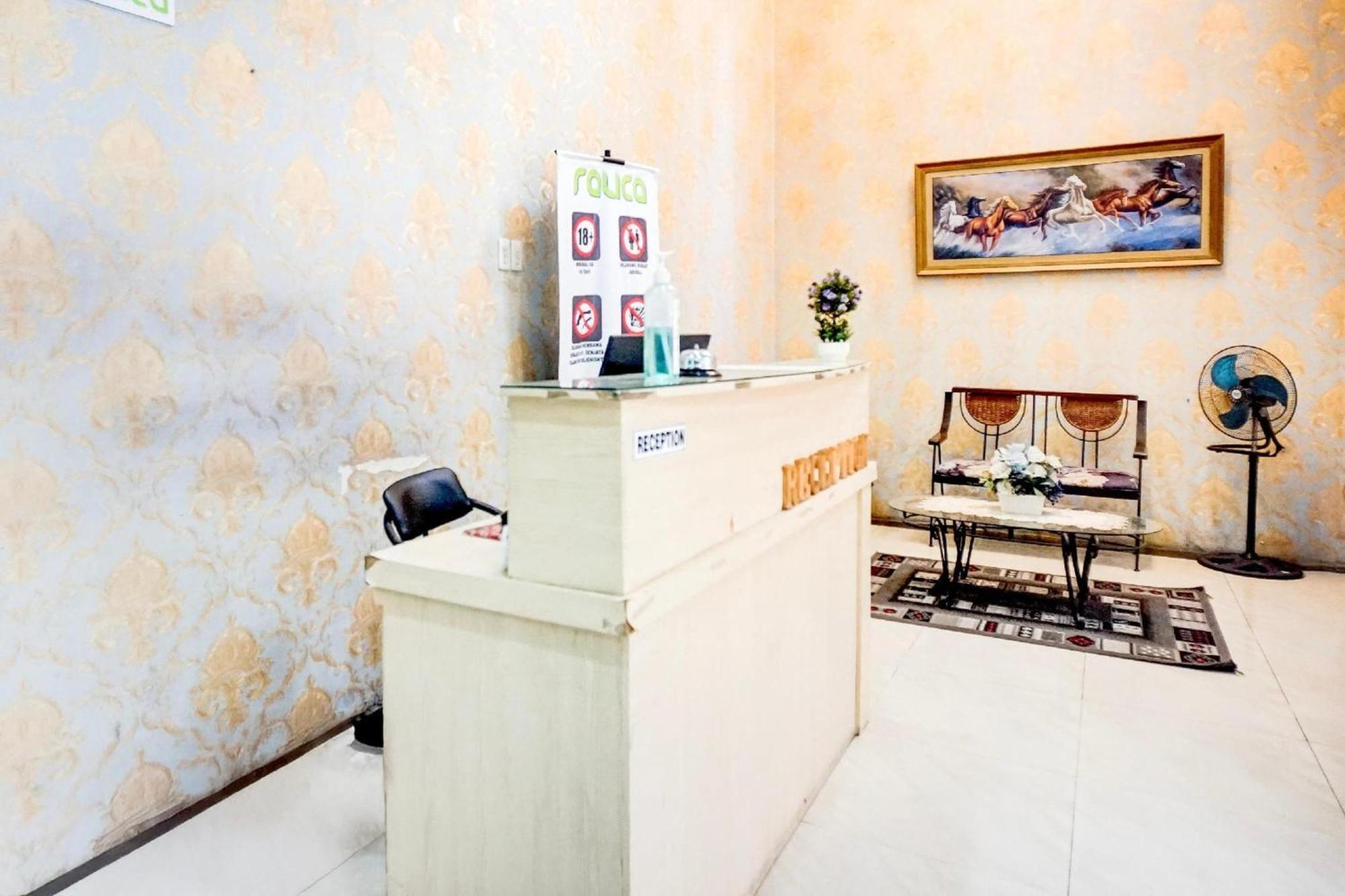 Hotel O Medan City Near Lapangan Benteng Formerly Ralica Residence Buitenkant foto