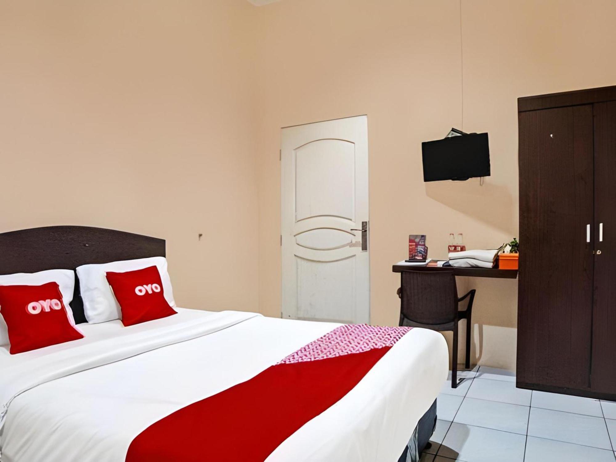 Hotel O Medan City Near Lapangan Benteng Formerly Ralica Residence Buitenkant foto