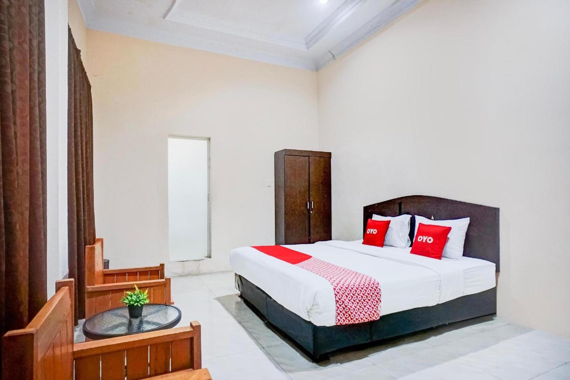 Hotel O Medan City Near Lapangan Benteng Formerly Ralica Residence Buitenkant foto